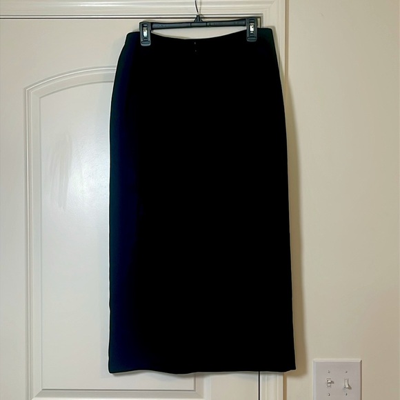Kim Rogers Black Career Lined Skirt w/ Front Slit Size 12 - Picture 2 of 4